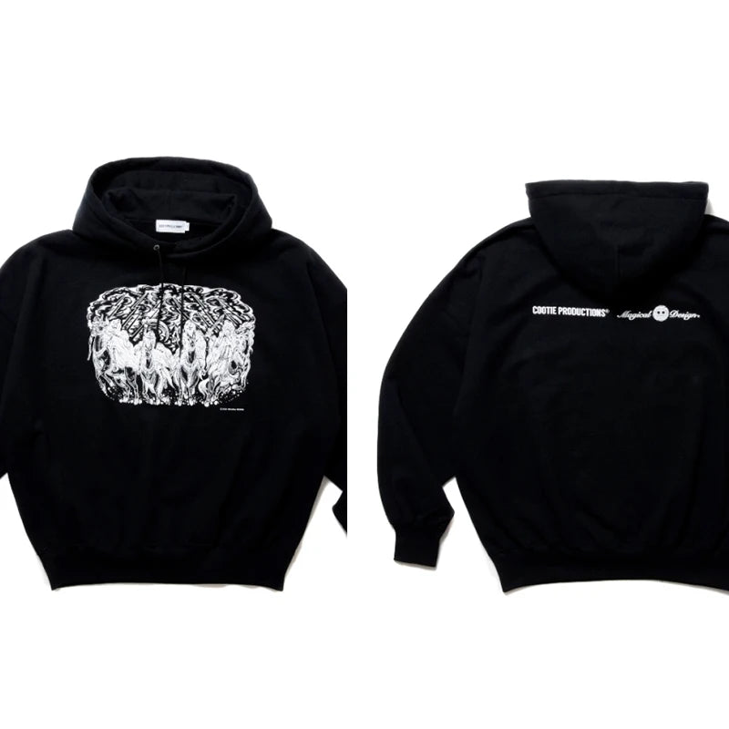 Kapucnis pulóver – mintás, streetwear stílusban több mintával