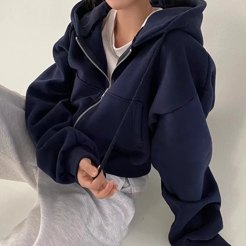 Női cropped cipzáras kapucnis pulóver – laza Y2K streetwear stílus