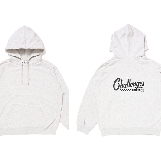 Kapucnis pulóver – mintás, streetwear stílusban több mintával