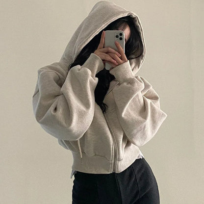 Női cropped cipzáras kapucnis pulóver – laza Y2K streetwear stílus