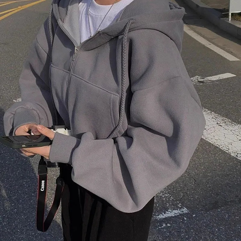 Női cropped cipzáras kapucnis pulóver – laza Y2K streetwear stílus